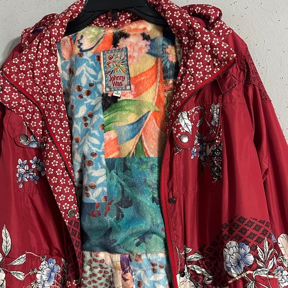 Johnny Was jacket with lots of printed designs. Detachable Hoddie NWOT - Picture 16 of 16
